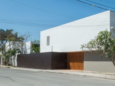 Casa en Venta en Montebello, Mérida, Yucatán.
