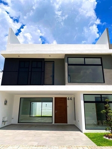 Casas en venta - 144m2 - 4 recámaras - Ocoyucan - $3,995,000