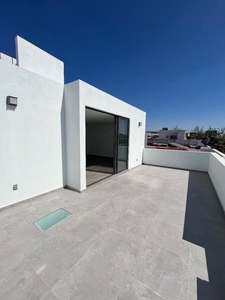 Casas en venta - 148m2 - 5 recámaras - Valle Real - $6,950,000
