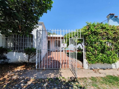Casas en venta - 188m2 - 3 recámaras - Manzanillo - $1,800,000