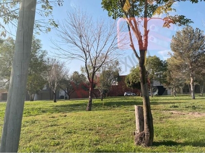 Construye tu hogar en la zona dorada de Torreón, El Fresno.