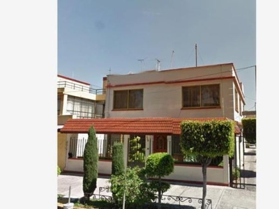 Excelente oportunidad, Casa en VENTA Jardín Balbuena, CDMX 