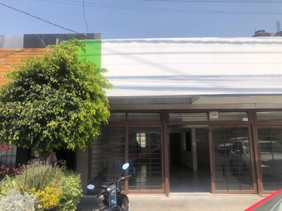 Renta Local en Reforma Sur, Col. La Paz en Puebla