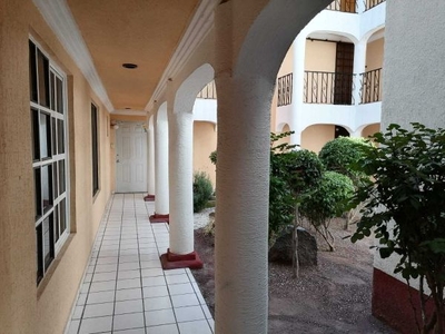 VENTA DEPARTAMENTO, Planta Baja, 3 recamaras, 2 baños, Colonia Las Rosas