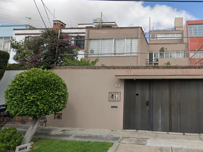 Casa En Remate En Ciudad Satelite, Naucalpan