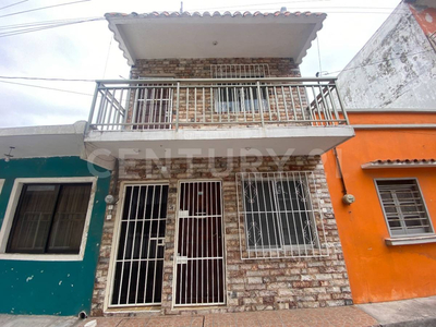 Se Vende Casa De 2 Niveles En El Centro De Veracruz, Veracruz.