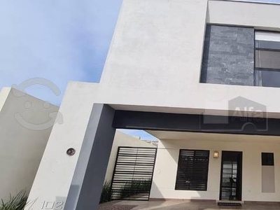 Casa sola en venta inmuebles en Gran Reserva,