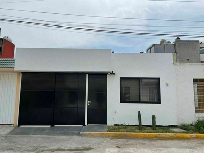 Casa en condominio en renta Moderna De La Cruz, Toluca