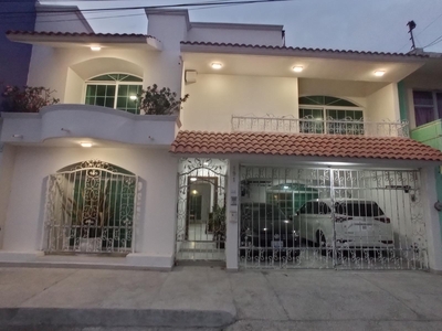 Doomos. CV278- N5G CASA EN VENTA, COL. JARDINES DE VIRGINIA, BOCA DEL RIO, VERACRUZ