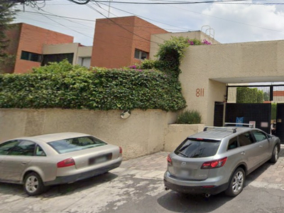 Casa En Venta Av. Tluca # 811, Col. San Jose Del Olivar, Alc. Alvaro Obregon, Cp. 01780 Mlrc09