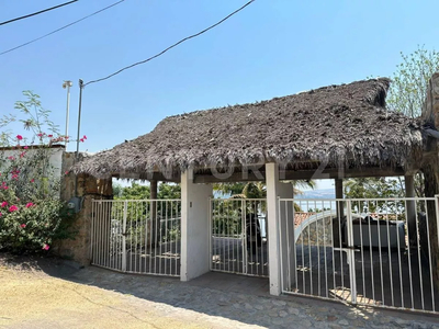 Casa En Venta Con Muelle Y Acceso Privado Al Lago De Tequesquitengo
