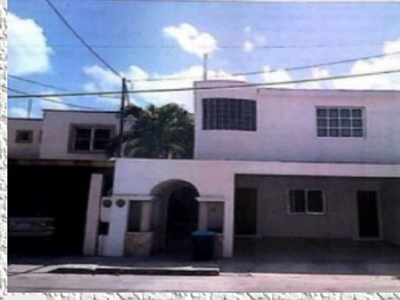 Casa En Venta, Dos Niveles, 160 M2 De Terreno, Calle 6, Vista Alegre Norte, Merida Yucatan