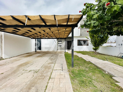 Casa En Venta En San Armando