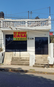 Casa En Xalapa Con Local Comercial Excelente Ubicacion