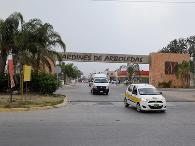 RENTA DE ESPACIOS POR HORA AMUEBLADOS EN EL DIA