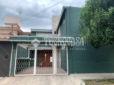 CASA - Col. LOMAS ESTRELLA