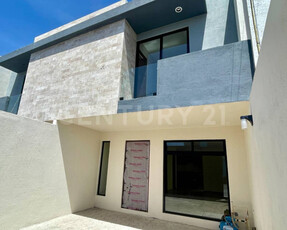 Casa En Condominio En Venta, Lomas Del Sur, Puebla. Zona 16 De Septiembre