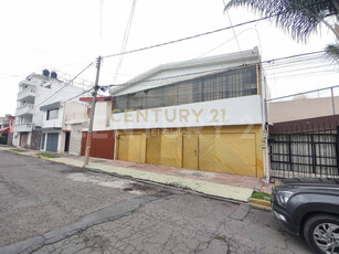 Casa En Venta En Fraccionamiento El Mirador, Puebla.