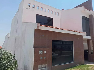 Se Vende Residencia En Cumbres Del Lago, Terreno 480 M2, Eno