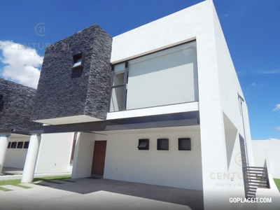 CASA NUEVA EN RENTA EN BOSQUES DE SEQUOIAS, METEPEC, Coaxustenco