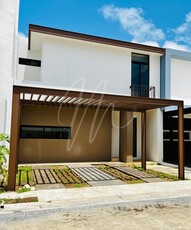 Doomos. Casa en Venta en Cancun, Residencial Aqua By Cumbres