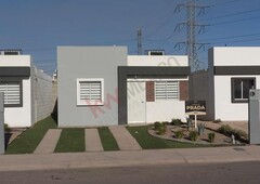 Casa en Venta de 1 Piso, Nueva, en Fontalba Residencial