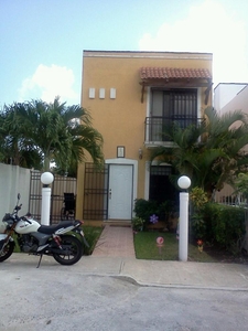 Casa en Venta en Residencial Cantabria Cancún, Quintana Roo