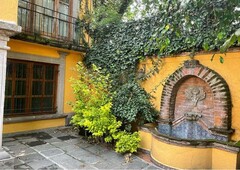Hermosa casa colonial en calle cerrada única en la zona, seguridad Ubicación San Angel Tlacopac