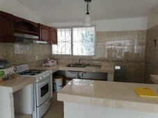SE VENDE bonita casa en condominio en zona Norte de Cuernavaca