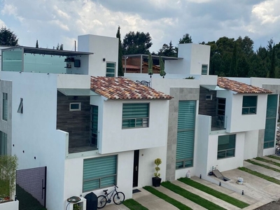 Casa en condominio en venta Paseo De Los Alazanes, Cacalomacan, Cacalomacán, Estado De México, México