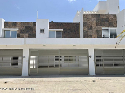 Casa En Renta En Veracruz, Candido Aguilar Gis 23-6102