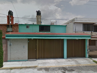 Casa en venta Ciruelos 101, Mz 034, Casa Blanca, Metepec, Estado De México, México