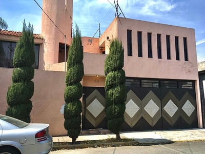 Casa en venta Fraccionamiento Valle Don Camilo, 50140 Toluca, Estado De México, México