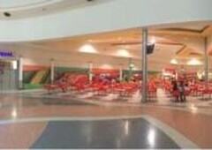 38 m local en renta food court