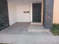 Venta de Casa en Residencial La Trinidad, en Aguascalientes