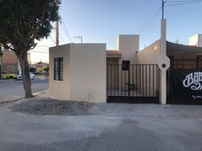 casa en venta san luis potosí, slp en col jardines de jacarandas - en esquina