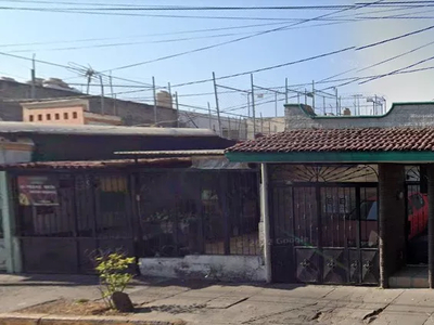 Casa En Remate Bancario En Jardines De Los Historiadores, Guadalajara, Jal. (65% Debajo De Su Valor Comercial, Solo Recursos Propios, Unica Oportunidad)