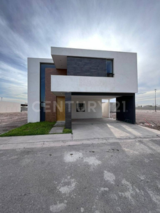 Casa Nueva En Venta, Villas Del Renacimiento, Equipada. Torreon Coahuila