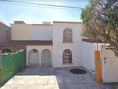 C3 Casa En Venta En Antonio Torres #103 Col. La Joya, Santiago De Queretaro