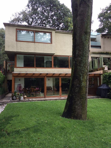 Renta Casa Con O Sin Muebles Con Jardín En Lomas De Vista He