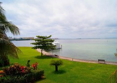 doomos. casa en venta con vista laguna y marina en isla dorada cancun quintana roo