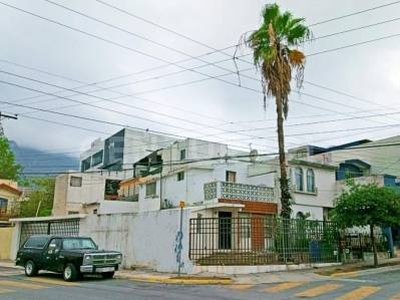 CASA EN VENTA COL. LAZARO GARZA AYALA, SAN PEDRO GARZA GARCIA, NL