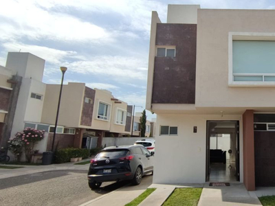 Casa En Renta Paseo Arboleda, Toluca