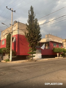 Casa en venta en Nezahualcóyotl, Estado de México