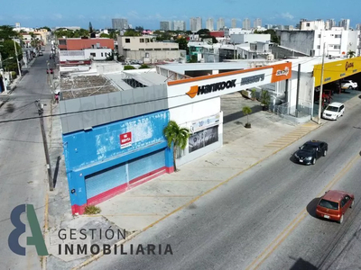 Local Comercial En Venta En Av. Uxmal En Cancun Qroo. Clv25.