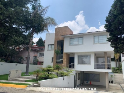 Casa amueblada en venta y renta en Loma de Vallescondido