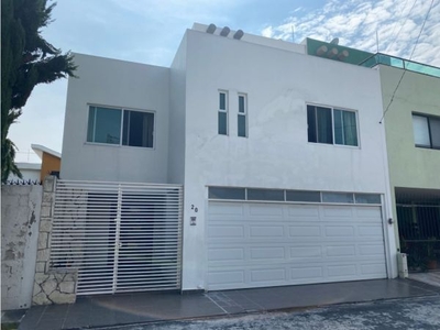 Casa En Venta Cerca De Blvd Hermanos Serdan