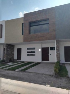 Casa en venta en Corregidora