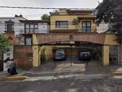 CASA EN VENTA EN SANTA CRUZ DEL MONTE NAUCALPAN DE JUAREZ