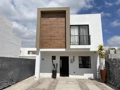 Casa en Venta en Villas del Renacimiento